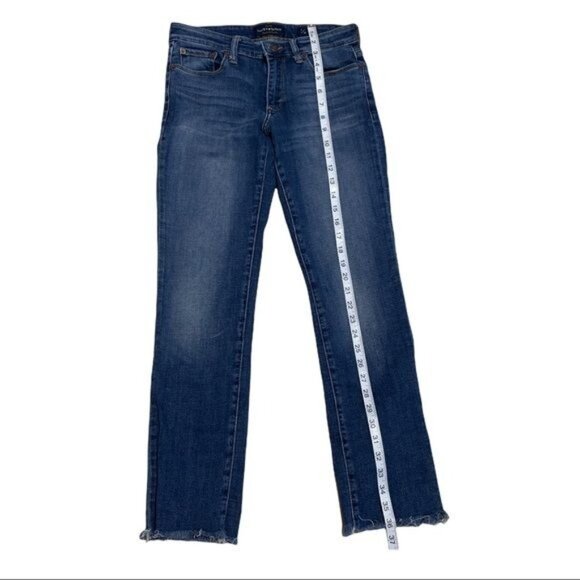 Lucky Brand Sweet Straight Blue Jeans Size 2 Low Rise Raw Hem Stretch Denim 7” R - Picture 7 of 10